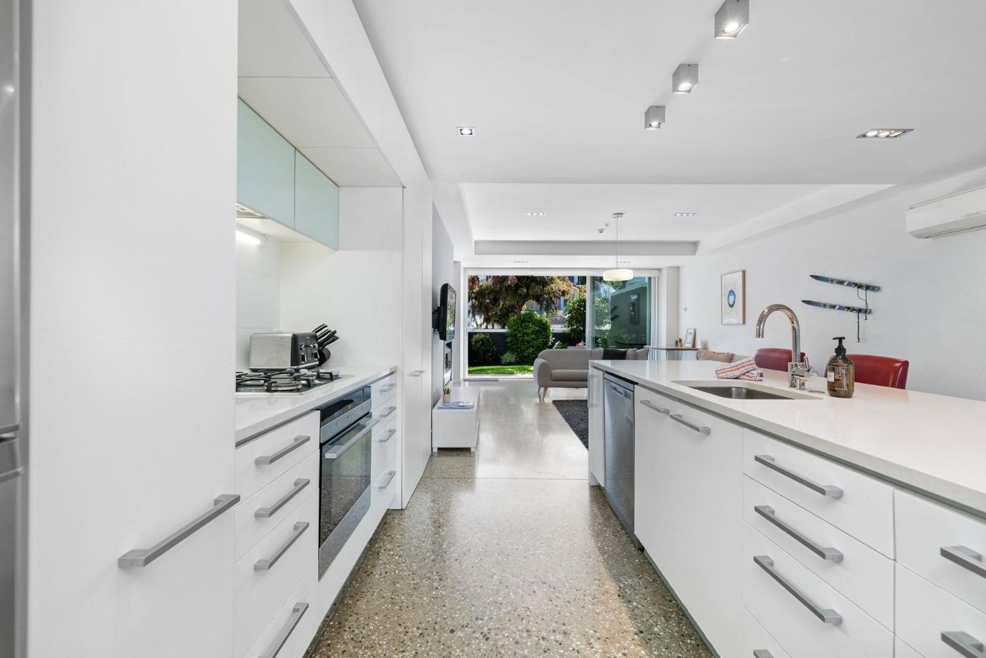 Sanctuary On Kent Apartment Queenstown Exterior photo